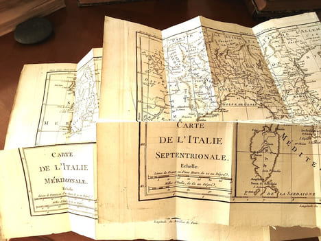 HISTOIRE UNIVERSELLE DEPUIS LE COMMENCEMENT DU MONDE JUSQU'A PRESENT, composée en Anglois par une Société de Gens de Lettres NOUVELLEMENT TRADUITE EN ...