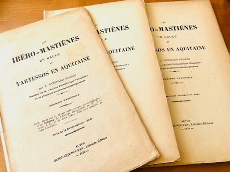 LES IBERO-MASTIENES EN GAULE ET TARTESSOS EN AQUITAINE
. GUIGNARD, L.