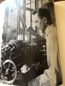DOUZE ANNEES DE PRATIQUE DU LEICA .