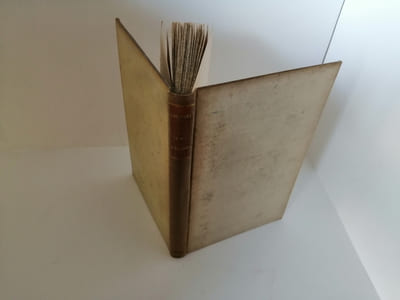Les Grands Procès politiques. Le duc d'Enghien d'après les documents authentiques, Paris, 1869, deuxième édition.