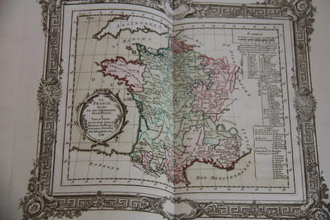 Atlas chorographique historique et portatif des Elections du Royaume. Généralité de Paris . Louis Charles Desnos géographe français, né en 1725, mort ...
