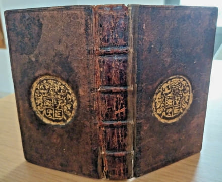 Il sindicato di Alexandro VII, con il suo viaggio nell'altro Mondo - sans lieu [Amsterdam] 1668. 
Gregorio Leti