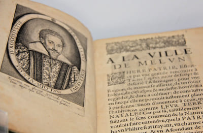 Histoire de Melun contenant plusieurs raretez notables et non descouvertes en l'Histoire generale de France. Plus la vie de Bouchard conte de Melun, soubs le regne de Hugues Capet, traduicte du latin par un auteur du temps. Ensemble la vie de Messire Jacques Amyot, Evesque d'Auxerre et grand Aumosnier de France avec le catalogue des seigneurs et dames illustres de la maison de Melun, le tout recueilly de diverses chroniques et chartes manuscrites par M. Sebastian Rouillard, advocat en Parlement.
