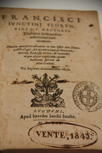 Francisci Junctini Florentini s.t. Doctoris. Tractatus Judicandi revolutiones nativitatum. Omnia quae pertractantur in hoc libro, non solum Astrologis, sed etiam universis bonarum artium studiosis utilia, et jucunda : atque aliter explicata, quam hactenus fuerint ab alias tradita.