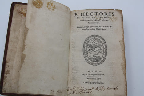 F. Hectoris Pinti, Lusitani ordinis D. Hieronymi in Esaiam Prophetam Commentaria. Omnia Judici et correctioni Romanae et universalis Ecclesiae ...