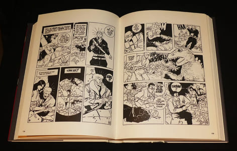 "Science-Fiction ""guides et cartes des confins, invitation au voyage. Les robots les plus cons de la galaxie ! Des héroïnes, des pin-up de l'espace, du frisson ! Névroses sur papier ! """