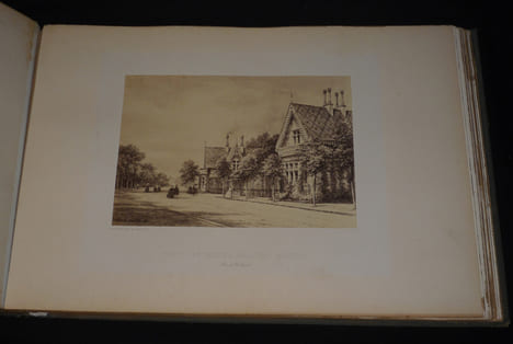 Embellissements du bois de Boulogne, exécutés d'après les ordres de S.M. l'Empereur Napoléon III - Embellissements du bois de Vincennes, exécutés ...