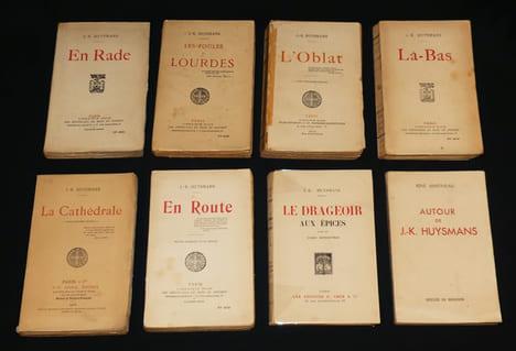 Lot de huit livres de et autour de Huysmans. Huysmans J.-K., Martineau René