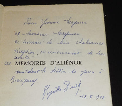 Mémoires d'Aliénor : Le trône et l'amour. Pirotte Hugette