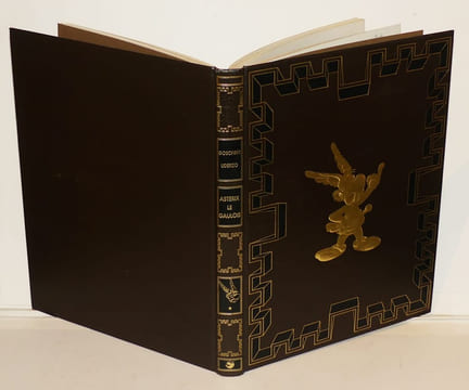 Les Aventures d'Astérix, Tome 1 : Astérix le Gaulois - La Serpe d'Or - Astérix et les Goths - Astérix gladiateur - Le Tour de Gaule. Goscinny