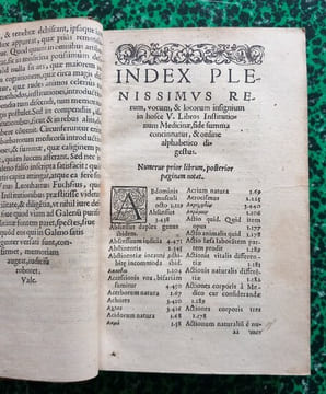 Institutionum medicinae, ad hippocratis, Galeni, aliorumque veterum scripta recte intelligenda mire utiles Libri quinque.. FUCHSIO Leonharto