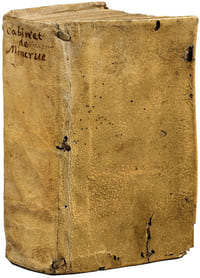 Le Cabinet de Minerve. Avquel sont plusieurs singularités. Figures. Tableaux. Antiques, Recherches saintes, Remarques serieuses, Observations amoureuses, Subtilités agreables, Rencontres joyeuses & quelques histoires meslées és avantures de la Sage Fenisse patron du Devoir. L’une des éditions originales romanesques les plus rares de la littérature française.