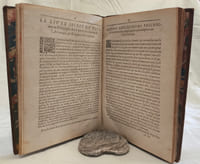 Trois traitez de la philosophie naturelle, non encore imprimez scavoir Le secret livre du très ancien philosophe Artephius, traitant de l'art occulte et transmutation metallique, Latin François. Plus les figures hiérogliphiques de Nicolas Flamel…