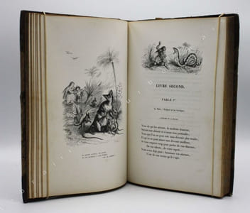Fables de Florian, illustrées par J. J. Grandville, suivies de Tobie et de Ruth, poëmes tirés de l'Ecriture Sainte, et précédées d'une notice sur la vie et les ouvrages de Florian, par P. -J. Stahl.