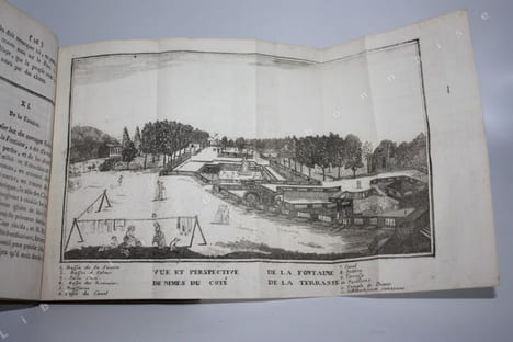 Histoire abrégée des antiquités de la ville de Nismes et de des environs ; ou Description remarquable et instructive pour les Etrangers, enrichie de ...