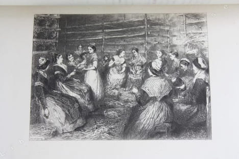Mireille. Poème provençal. Texte et traduction, avec vingt-cinq eaux-fortes, dont 21 sont reproduites par le procédé de MM. Lumière, d'après les ...