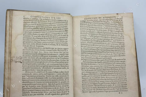 Les coustumes du pays et duché de Nivernois. Avec les annotations et commentaires de M° Guy Coquille, Sieur de Romenay.. COQUILLE (Guy).