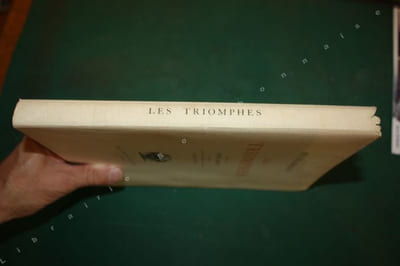 Les Triomphes.