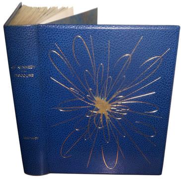 Discours, traduits en français par J. Bloch-Michel, préface de Hervé Alphand, illustrés par Mac' Avoy de lithographies originales. Kennedy, John ...
