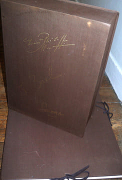 Chansons de Jacques Brel illustrées de vingt-trois lithographies originales par Lucien-Philippe Moretti et Daniel Sciora. Préface de Georges ...