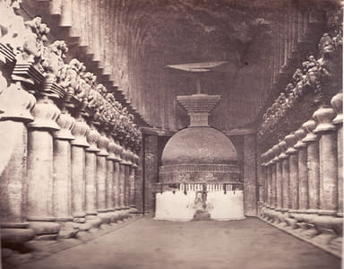 Journal d'un voyage dans l'Inde anglaise, à Java, dans l'archipel des Moluques, sur les côtes méridionales de la Chine, à Ceylan (1864)