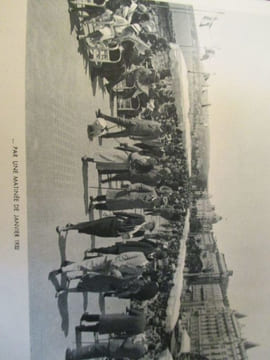 Un siècle au bord de l'eau promenade des anglais Nice 1833-1933. undefined