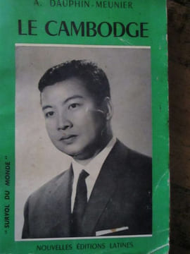 Le Cambodge. Dauphin meunier (A)