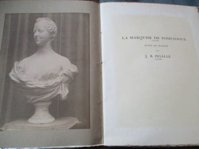 La marquise de Pompadour (1721-1764) buste en marbre par J.B. Pigalle (1714-1785)