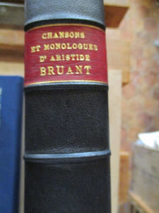 Chansons et monologues d' Aristide Bruant
