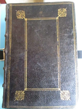 Le nouveau testament de nostre seigneur Jesus-Christ traduit sur l'ancienne édition Latine corrigée par le commandement du Pape Sixte V et publiée par ...