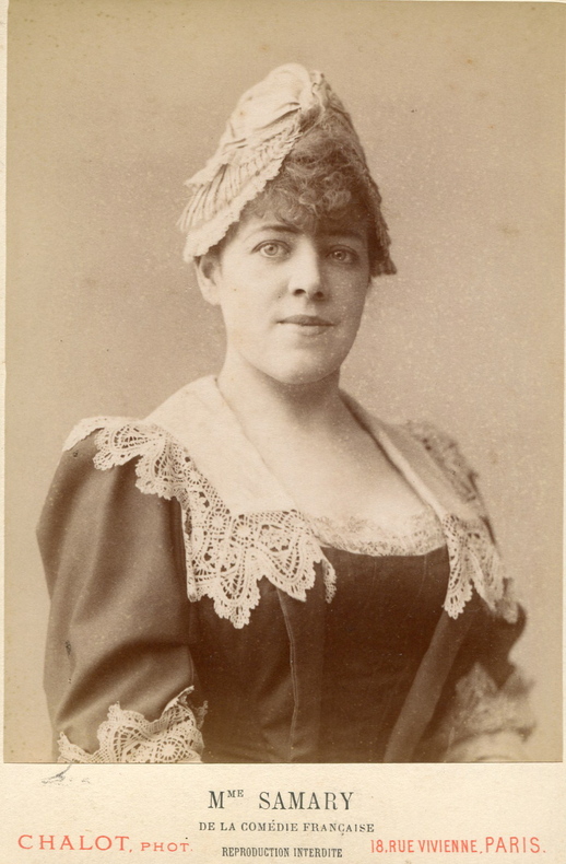 Portrait photographique. . SAMARY (Jeanne).