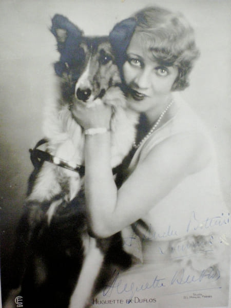 Portrait photographique.. DUFLOS (Huguette ex-).