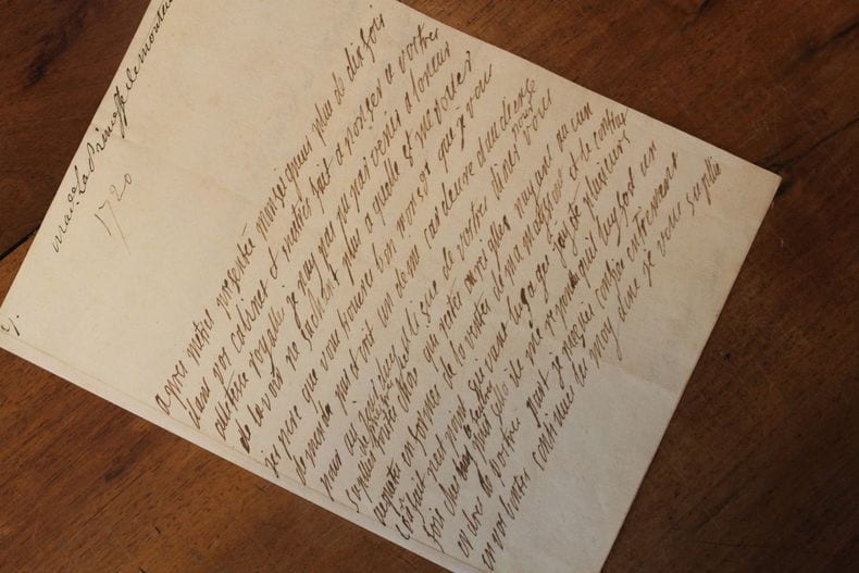 Lettre autographe sign&eacute;e adress&eacute;e au R&eacute;gent de France, Philippe d'Orl&eacute;ans (1674-1723). PRINCESSE DE MONTAUBAN, Charlotte de Bautru de Nogent ...