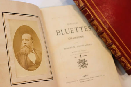 Quelques bluettes, chansons par Mouton-Dufraisse, membre du Caveau et de la Lice chansonnière.