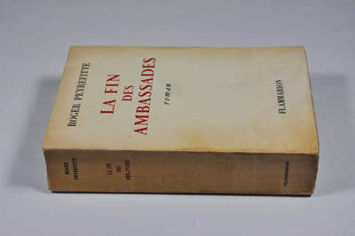 La fin des ambassades