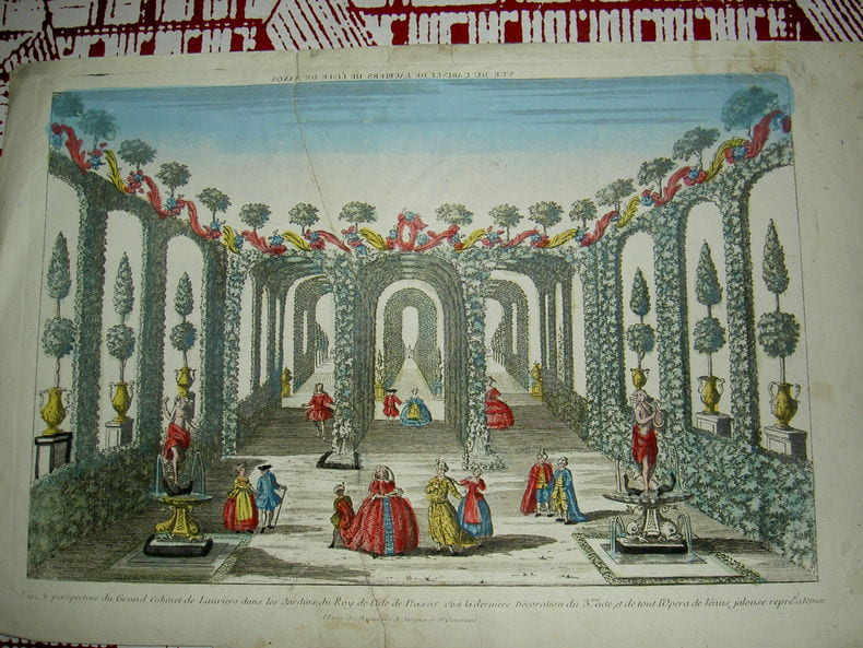 Vue perspective du grand cabinet de lauriers dans les jardins du Roy de l'Isle de Naxos c'est la derni&egrave;re d&eacute;coration du 3&egrave;me acte et de tout l'op&eacute;ra ...