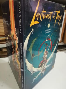 Lanfeust de Troy Tome 5: Le frisson de l'Haruspice. Première édition