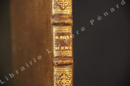 Institution de L'Aumosne Générale de Lyon. Ensemble l'œconomie et règlements qui s'observent dans l'Hôpital de Notre-Dame de la Charité, où sont les Pauvres renfermés de ladite Aumône