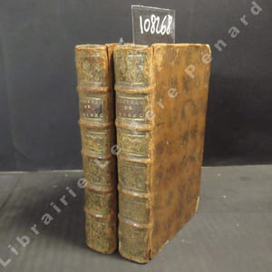 Les Oeuvres de Lucrece, traduction nouvelle. Divisé en deux tomes. Les six livres de Lucrece de la nature des choses. (2 volumes) Tome 1 comprenant les trois premiers livres + Tome 2 comprenant les 3 derniers livres