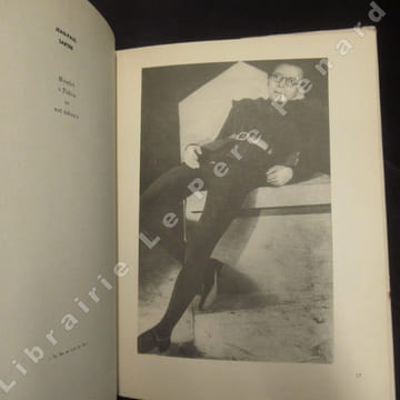 La tête des uns le corps des autres. HAROLD, Jean (Photomontages) - COCTEAU, Jean (Préface) - CLAUDE, Francis (Commentaires)