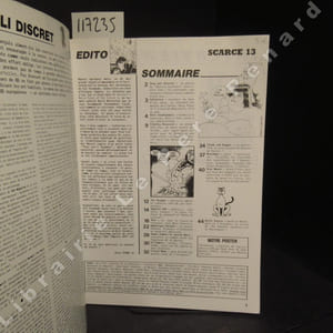 Scarce n°13 : Interview Bill Sienkiewicz. Bill Sienkiewicz (interview) - Elektra Assassin - The Shadow - Thor - Dominique Paradis - Super Powers vs Secret Wars - EC-Comics - Cloak and Dagger - Watchmen - Alan Moore - .... Inclus un poster "Couverture originale de Captain America 280" par Mike Zeck et John Beatty (1983).