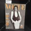 Vogue N°735 : Eté 93, la mode découvre le nombril - Beauté : les danses du ventre - L'atelier de Joan Mitchell - Le jardin de Jennifer Bartlett - ...