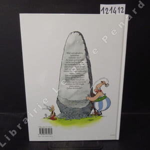 Astérix : Cealum in Caput ejus cadit. (Edition en latin de l'album : Le ciel lui tombe sur la tête )