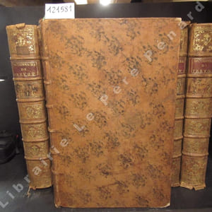 Dictionnaire universel françois et latin, vulgairement appelé Dictionnaire de Trévoux. Contenant la Signification & la Définition des mots de l'une & l'autre langue; avec leurs différens usages; les termes propres de chaque Etat & de chaque Profession : la Description de toutes les choses naturelles & artificielles; leurs figures, leurs espèces, leurs propriétés : l'Explication de tout ce que renferment les Sciences & les Arts, soit Libéraux, soit Méchaniques, etc. Avec des remarques d'érudition et de critique. Le tout tiré des plus excellens auteurs, des meilleurs Lexicographes, Etymologistes & glossaires, qui ont paru jusqu'ici en différentes Langues. (Huit volumes)