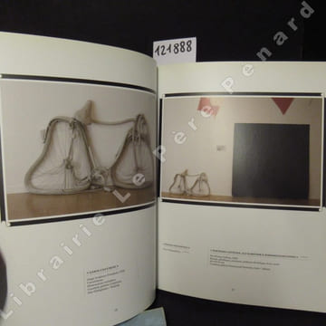 The Freak Show. Catalogue d'exposition Musée d'Art Contemporain, Lyon Collection La salle de bains. Les presses du réel. . COLLECTIF - Commissariat : ...