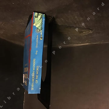 Seven Modern Wonders of the world / A pop-up Book. KING, Célia