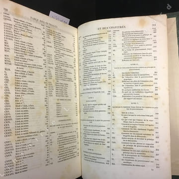 Oeuvres complètes de Montesquieu, avec des notes de Dupin, Crevie, Voltaire, Mably, Servan, La Harpe, etc., etc.. MONTESQUIEU