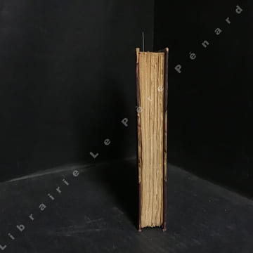 Les Crimes de l'amour. Précédé d'un AVANT-PROPOS, suivi des IDEES SUR LES ROMANS, de L'AUTEUR DES CRIMES DE L'AMOUR A VILLETERQUE, d'une NOTICE ...