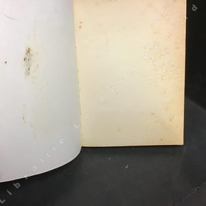 J'ai dû manger des amanites mortelles. Commentaires botaniques et toxicologiques des principaux champignons toxiques par le docteur Lucien Giacomoni.