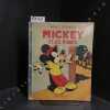 Mickey et les robots. WALT DISNEY